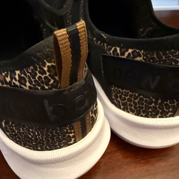 NWOT: New Balance Womens Black and Cheetah Print Sneakers - Picture 5 of 10